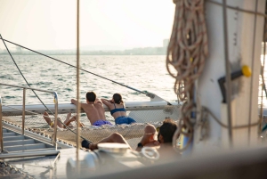 Alicante: Afternoon Cruise with Appetizer and Live Music