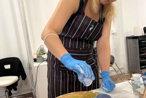 Alicante: Art-Therapy Wine & Paint Workshop