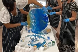 Alicante: Art-Therapy Wine & Paint Workshop