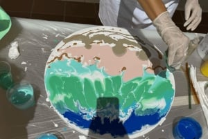 Alicante: Art-Therapy Wine & Paint Workshop