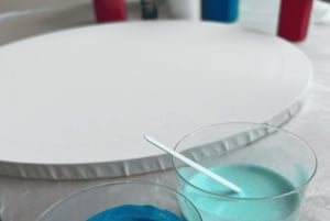 Alicante: Art-Therapy Wine & Paint Workshop