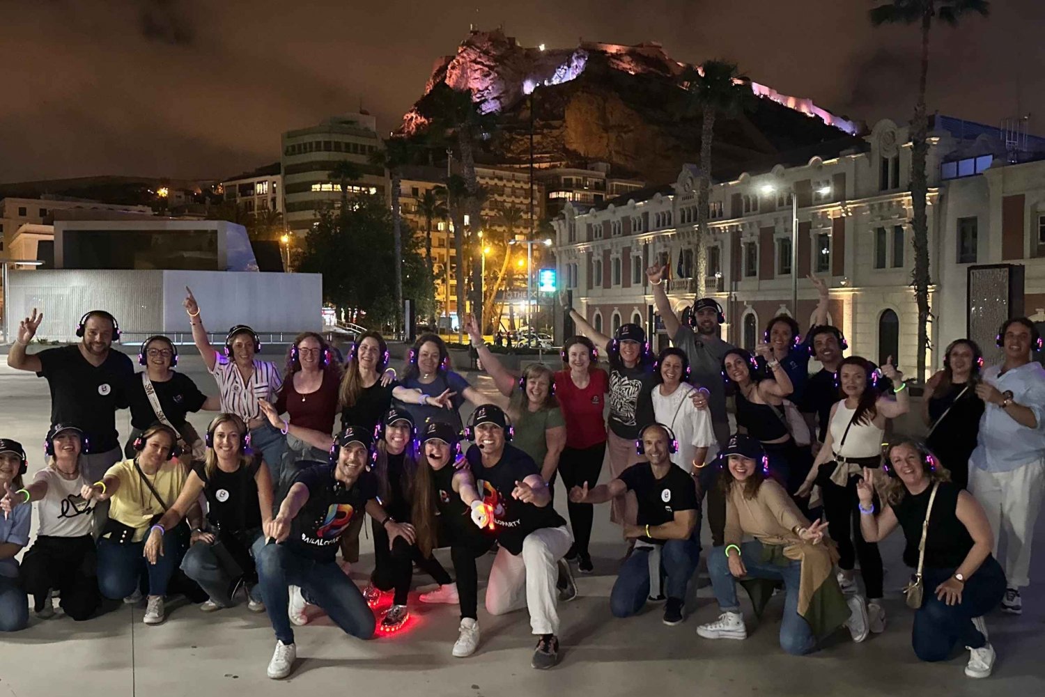 Alicante: BAILALOPARTY/ Silent Party Walking Tour