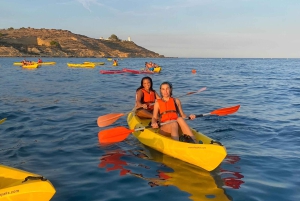 アリカンテ湾：カヤックとスノーケリング付きサンセットツアー