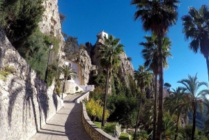 Alicante Benidorm: cascada del Algar y castillo de Guadalest en coche