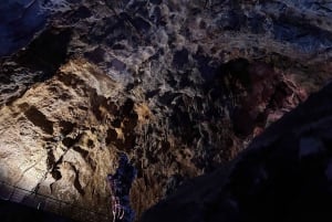 Alicante: Canelobre-hulene og Busot-tur med henting på hotellet