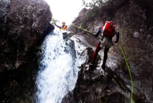 Alicante: Canyoning Adventure in Barranco de Cucales