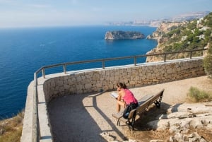 Tour durch die charmanten Dörfer von Alicante: Villajoyosa und Altea