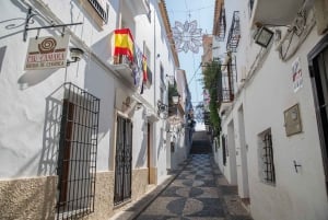 Tour durch die charmanten Dörfer von Alicante: Villajoyosa und Altea