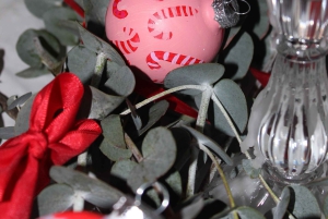 Alicante: laboratorio di pittura di decorazioni natalizie