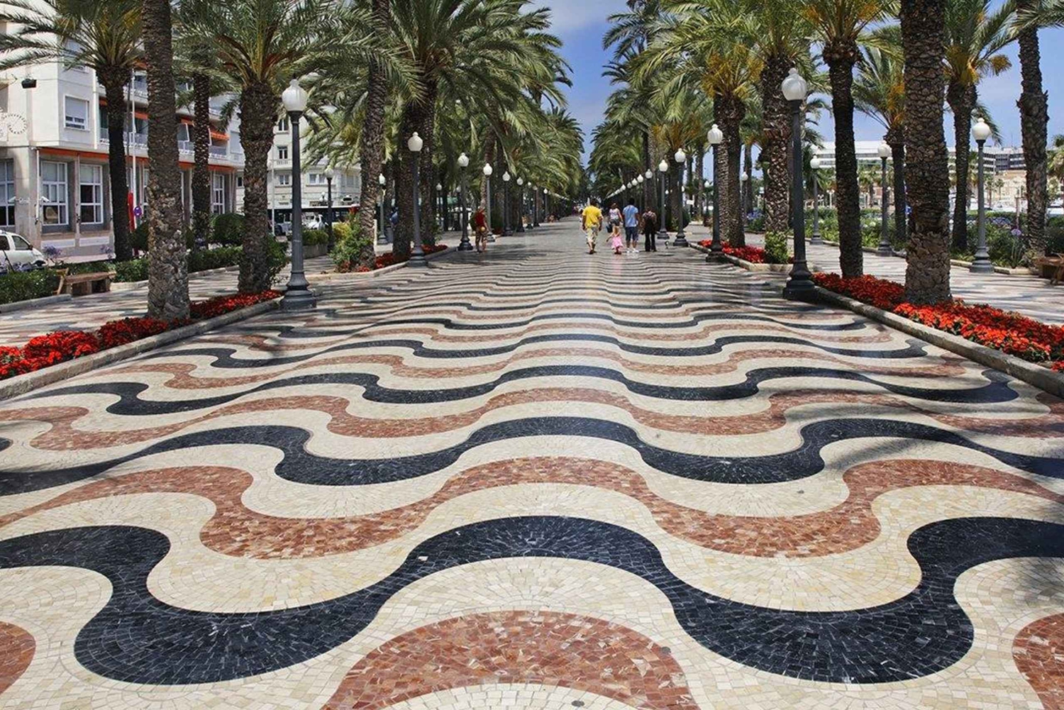 アリカンテ＆エルチェ：サンタ・バルバラ城訪問付き日帰りツアー