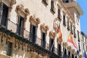 Alicante Essentials: 2-Hour Walking Tour with a Local Guide