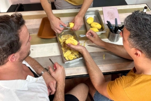 Alicante: clase de cocina de tapas españolas por la tarde con música en directo