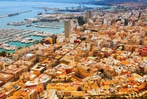 Alicante: Express Walk with a Local in 60 minutes