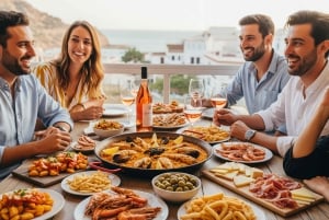 Alicante: Food Walking Tour with Wine Tasting and Tapas