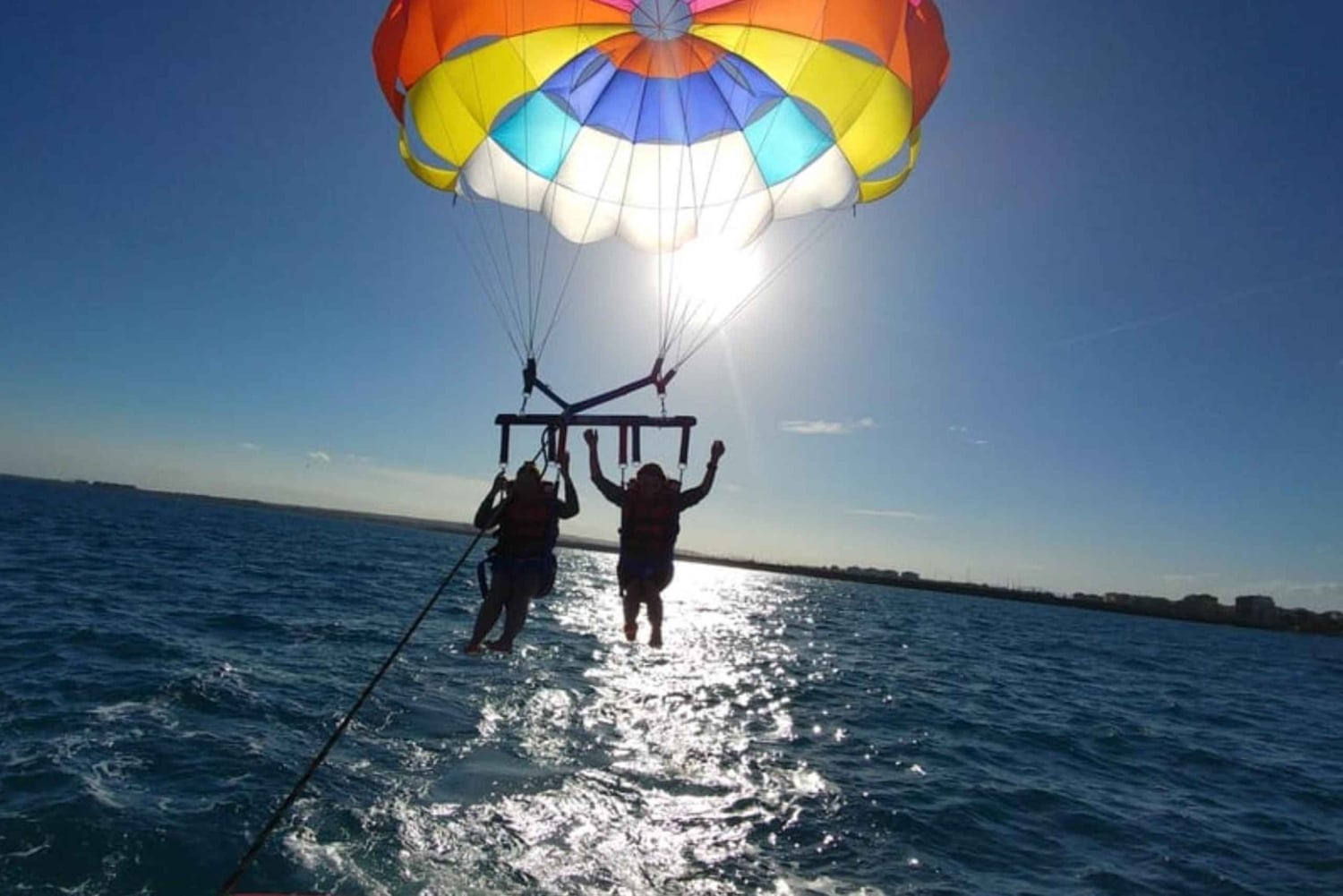 Аликанте: активный тур на электровелосипедах со сноркелингом и парасейлингом