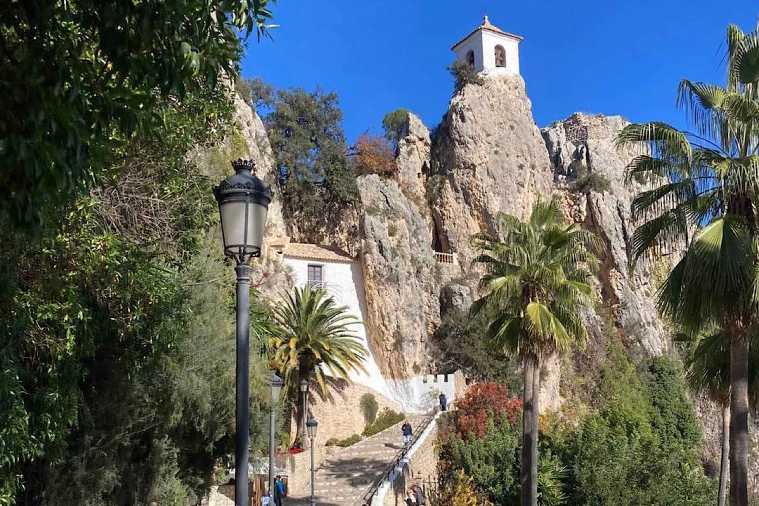 Alicante: Guadalest and Altea Guided Tour with Pickup