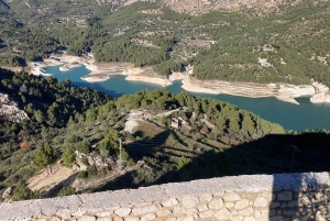 Alicante: Guadalest and Altea Guided Tour with Pickup