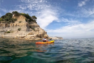 Alicante: Guided Kayak Tour Through Moraira with Snorkeling