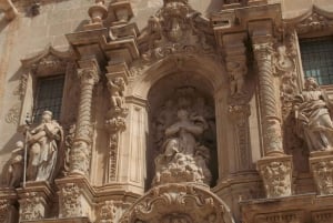 Alicante 360º: Private Tour of City, Culture, Tapas & Drink