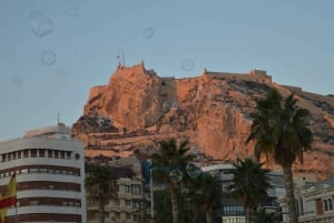 Alicante 360º: Private Tour of City, Culture, Tapas & Drink