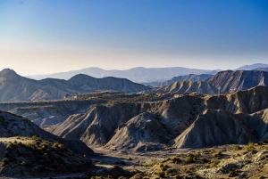 Alicante: natura e cultura, Guadalest, cascate e vino