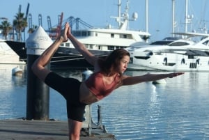 Alicante: clase de yoga privada en la playa del Postiguet