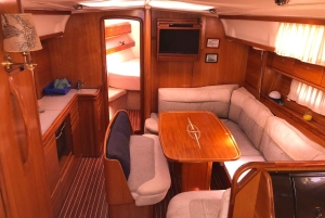 Аликанте: прогулка на парусной яхте по заливу Аликанте