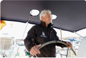 Аликанте: прогулка на парусной яхте по заливу Аликанте