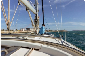 Аликанте: прогулка на парусной яхте по заливу Аликанте