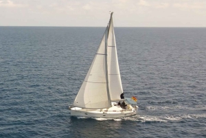 Аликанте: прогулка на парусной яхте по заливу Аликанте