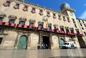 アリカンテのウォーキングツアー：香りを通して街を探索しましょう