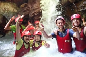 Alicante: Watercanyoning in Gorgo de la Escalera Ravijn