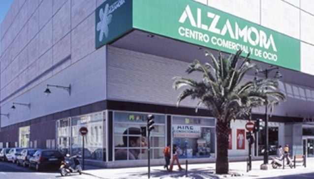 Alzamora Shopping Centre