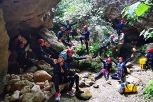 Anna: canyoning in Gorgo de la escalera