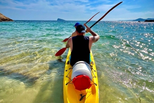 ベニドルム：ガイド付きカヤックツアー（シュノーケリングと写真撮影付き）