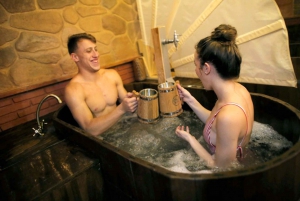 Cadiz: Beer Spa Entry Ticket with Beer and Local Snacks