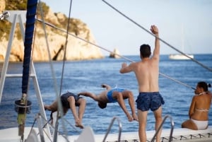 Calpe: Sailing Catamaran with Lunch