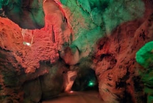Alicante: Ontdek de grotten van Canelobre en de charme van Busot