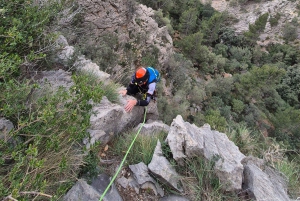 Finestrat (Alicante): Lång klättring i Puig Campana