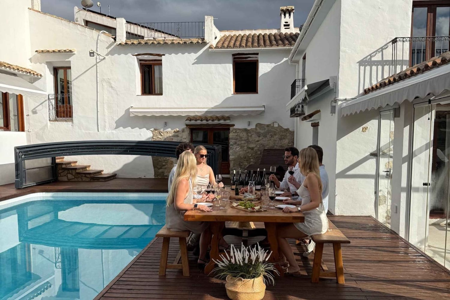 Desde Alicante: 2 Catas de Vino Premium y Tapas