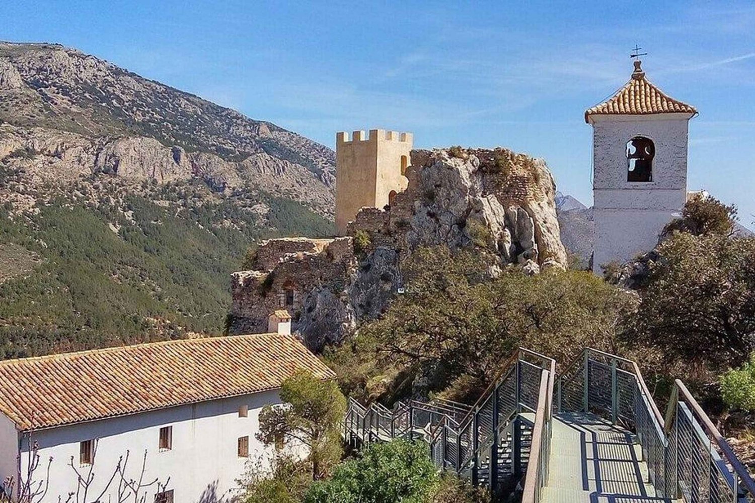 Alicante, Benidorm: Castle Guadalest Tour /private transport
