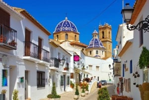 Depuis Alicante ou Benidorm : excursion d'une journée à Guadalest et Altea