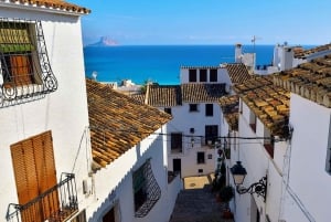 Depuis Alicante ou Benidorm : excursion d'une journée à Guadalest et Altea