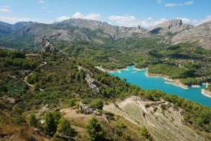 Depuis Alicante ou Benidorm : excursion d'une journée à Guadalest et Altea