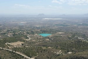 Alicante: Grotta di Canelobre viaggio nel tempo + tour di Busot \trasporto privato