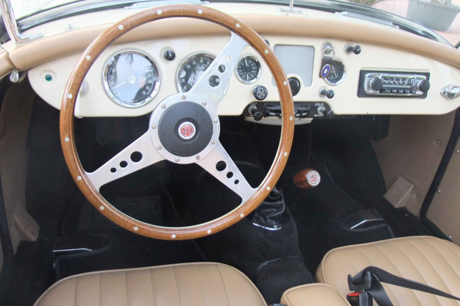 Javea: klassieke auto 1/2 dag zelfgeleide tour