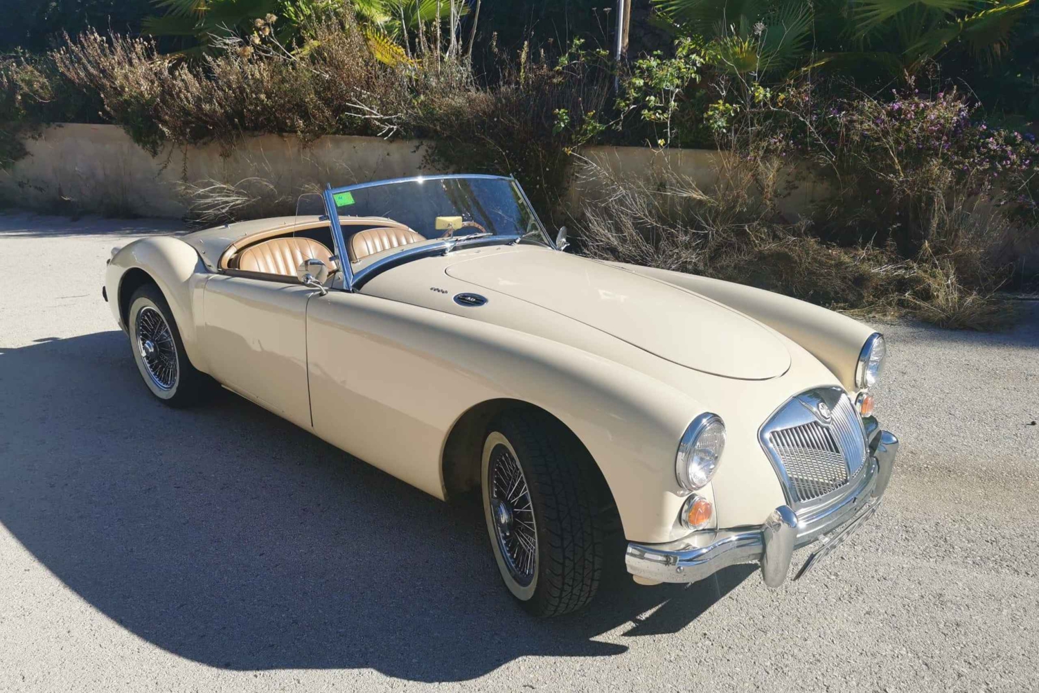 Javea: klassieke auto 1/2 dag zelfgeleide tour