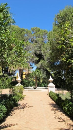 L'Albarda Mediterranean Garden