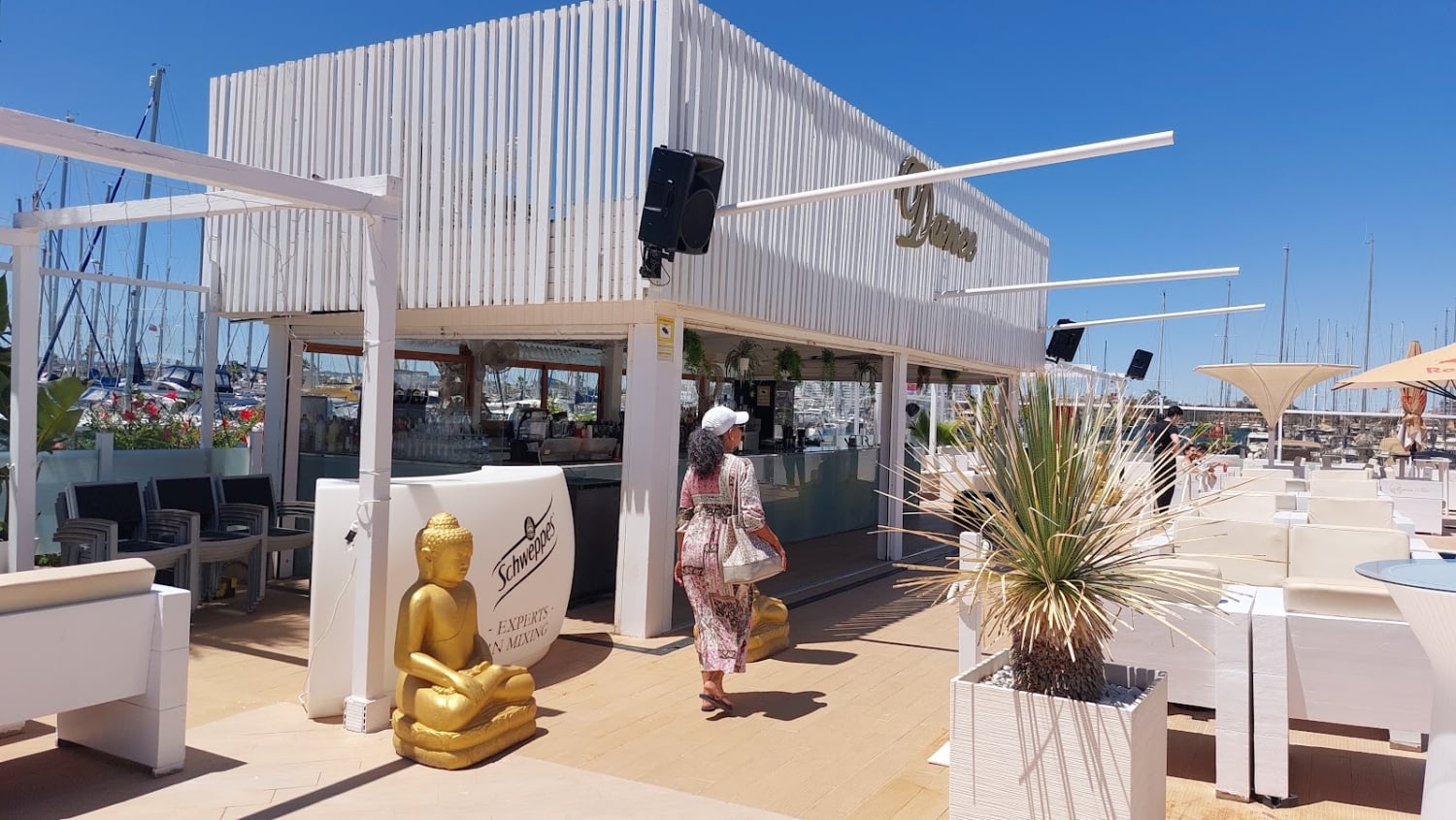 Marina Niki Beach Club