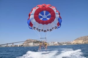 Alicante : excursion en bateau et parachute ascensionnel avec boisson
